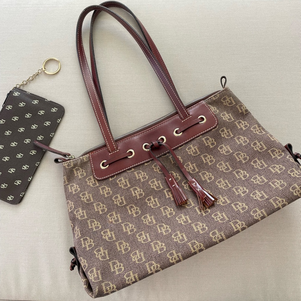 Dooney&Bourke Bag